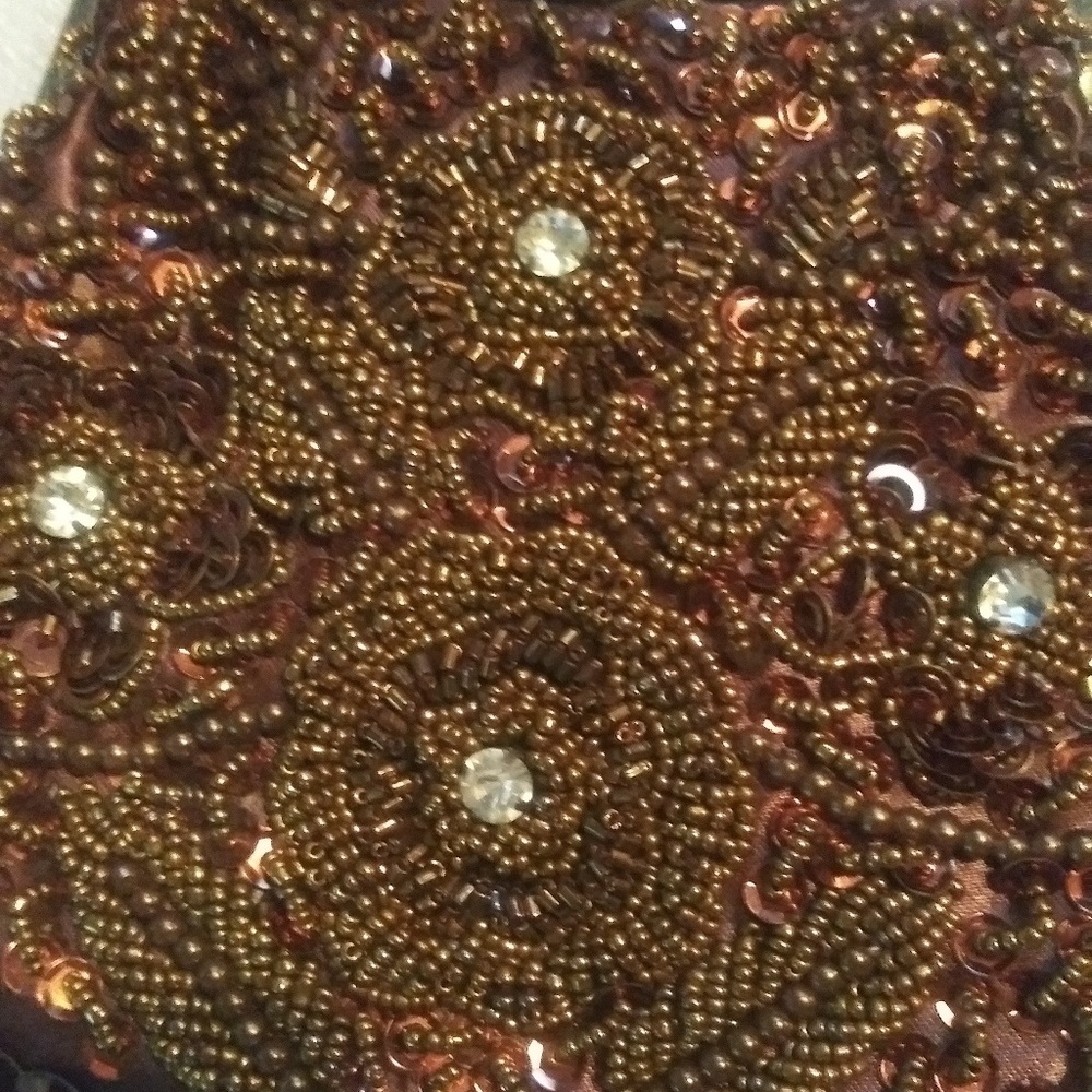 NWOT The pyramid collection beaded purse